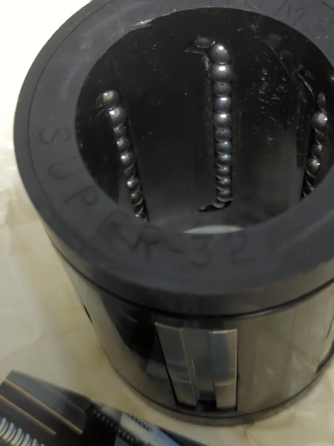 THOMSON,SUPER 32,CLOSED LINEAR BEARING NOS