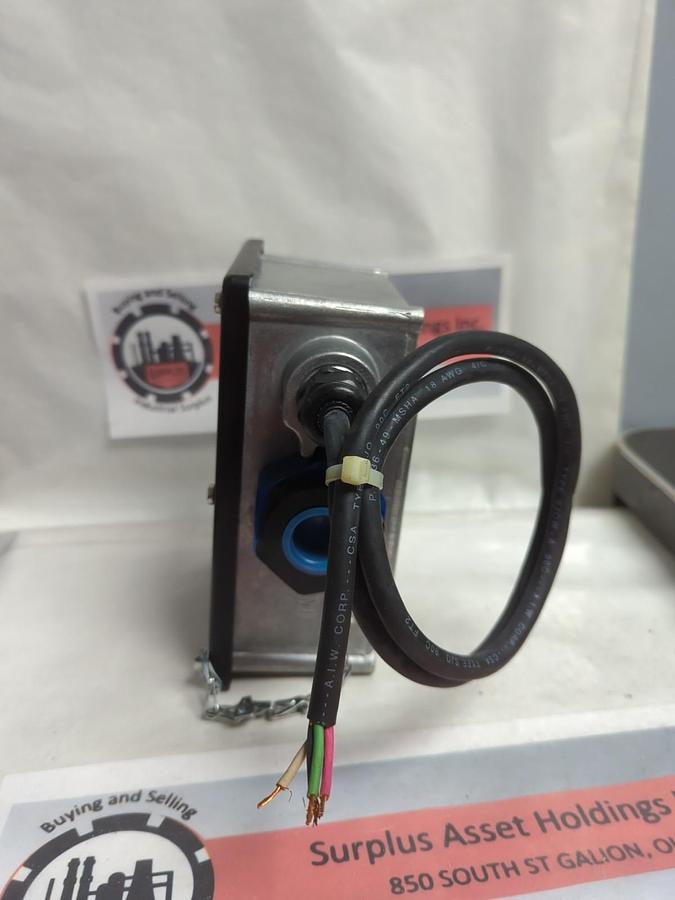 HEDLAND,600PSI,FLOW-ALERT FLOW METER W/ELECTRICAL SIGNAL NOS