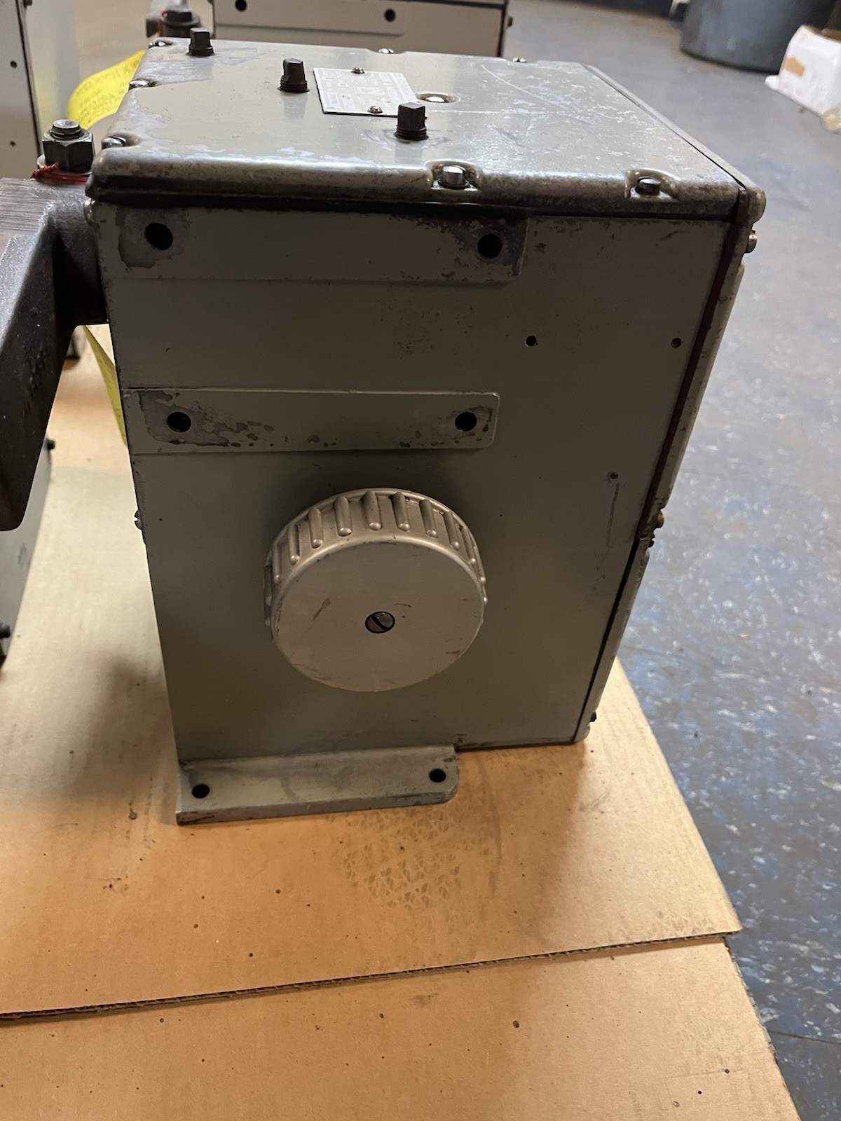 Used LN LEEDS & NORTHRUP,1026-4-60,MODEL D TEMPERATURE CONTROLLER