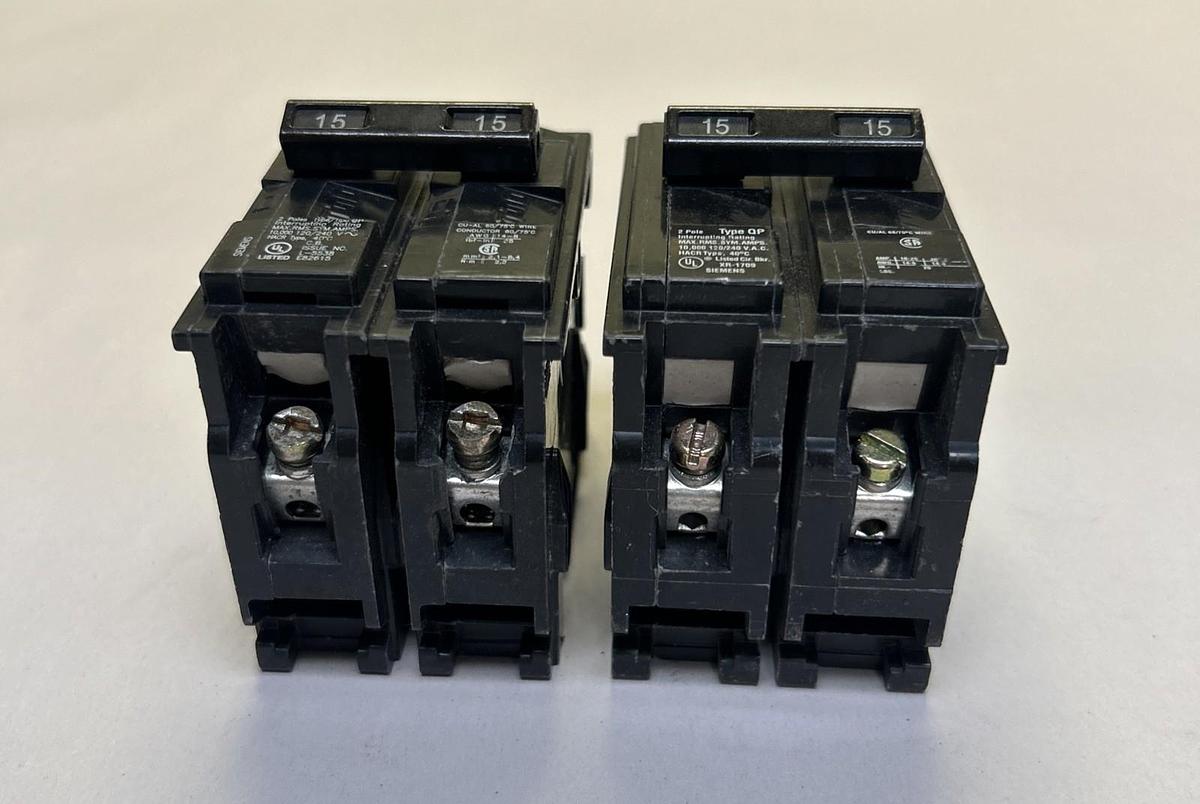 Used SIEMENS,Q215,CIRCUIT BREAKER 15A 120/240V 2P LOT OF 2