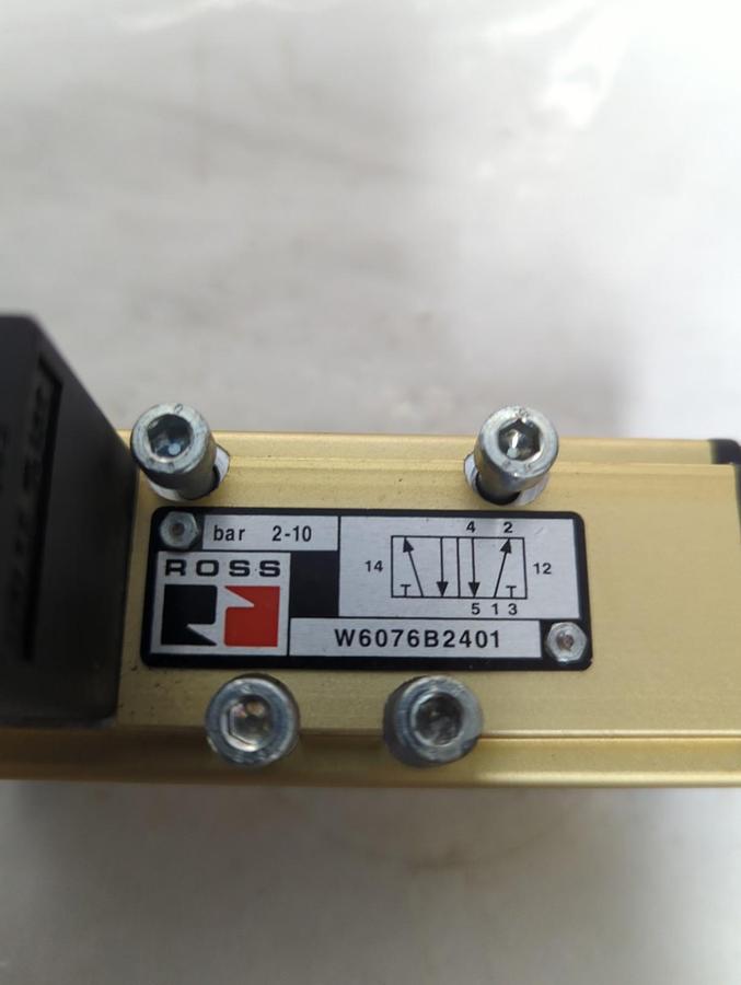Used ROSS,W6076B2401,SOLENOID VALVE 2-10 BAR PRE-OWNED