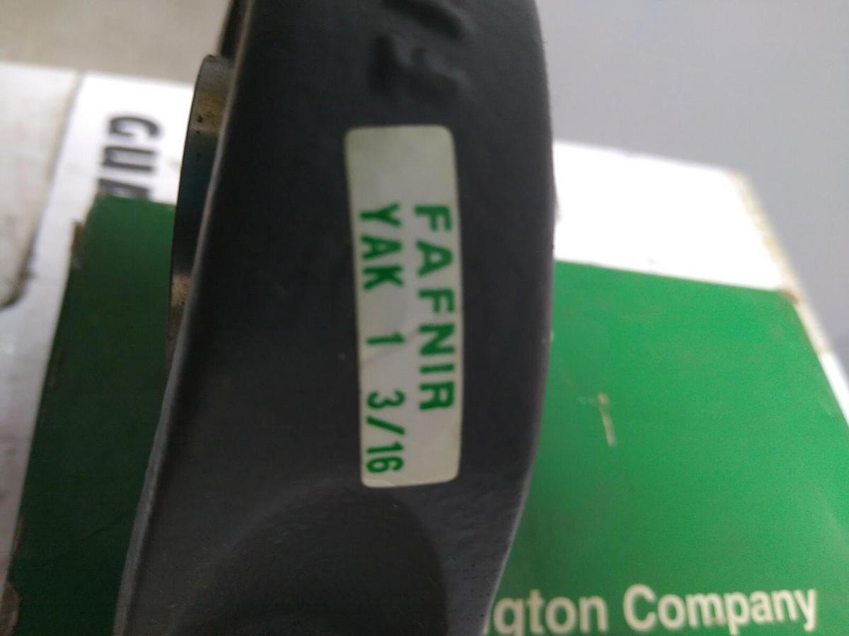 FAFNIR,YAK1-3/16,PILLOW BLOCK BEARING UNIT 2-BOLT 1-3/16 IN BORE NOS
