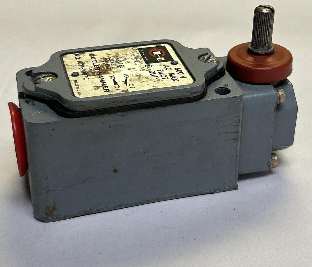 Used CUTLER-HAMMER,10316H197C,LIMIT SWITCH