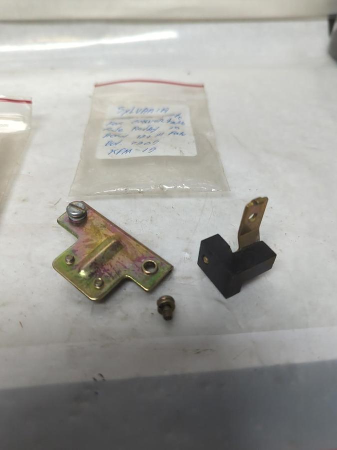 SYLVANIA,KPM-15,ADAPTER PLATE FOR CONVERTABLE POLE RELAYS LOT OF 2 NOS