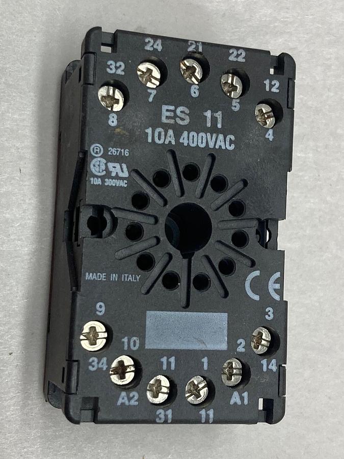 Used ERSCE,ES 11,Relay Socket 10A 400Vac