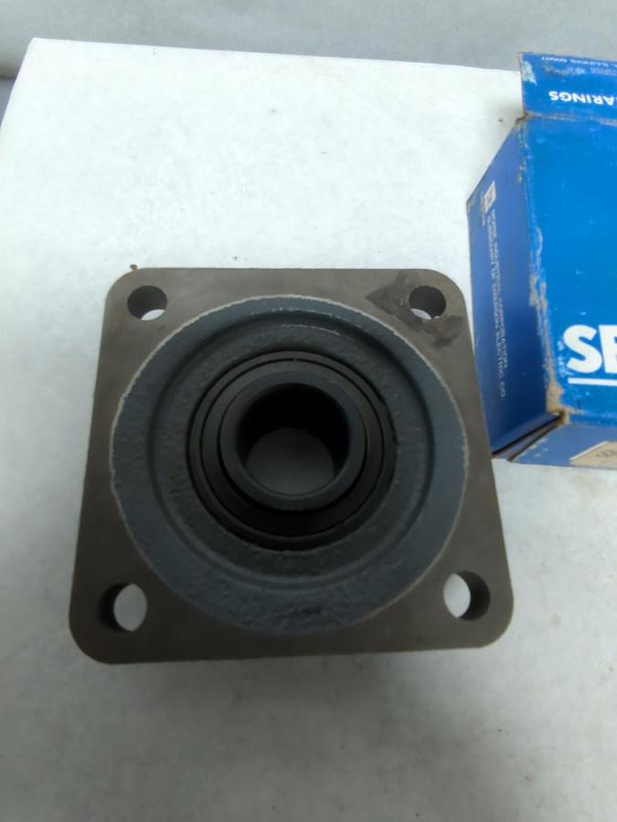 SEALMASTER,SF-19,FLANGE MOUNT BEARING 4-BOLT MOUNT 1-3/16 INCH BORE NOS