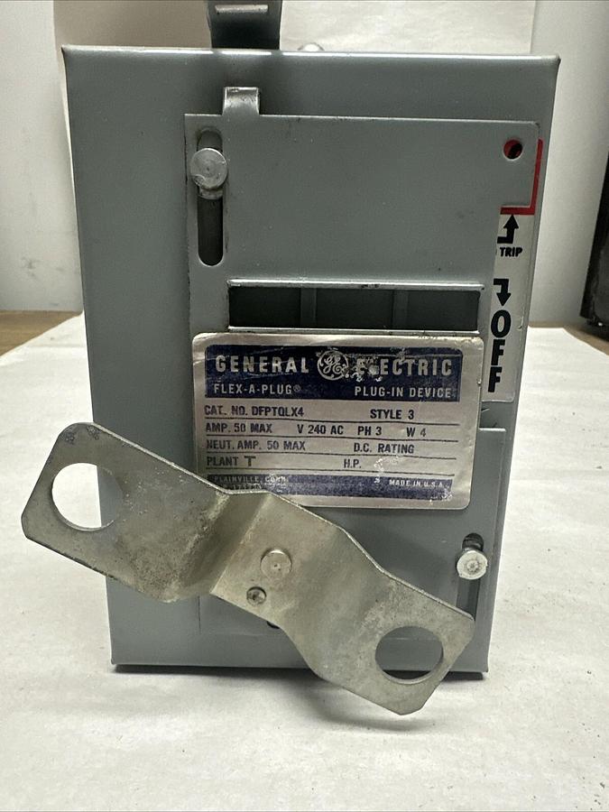 Used GE,DFPTQLX4,50 AMP 240 VAC 3 PH Plug in Circuit Breaker (G117)