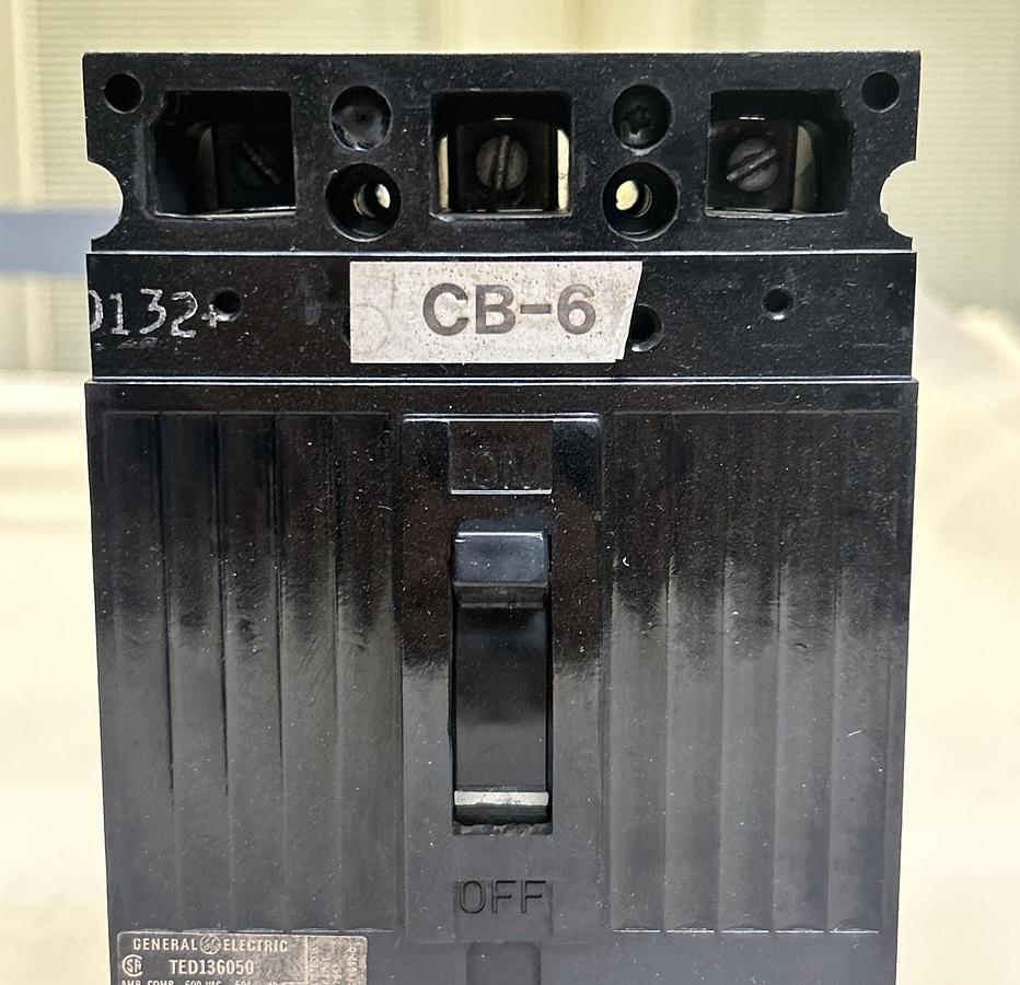 Used GENERAL ELECTRIC,TED136050,CIRCUIT BREAKER 50A 600V 3P