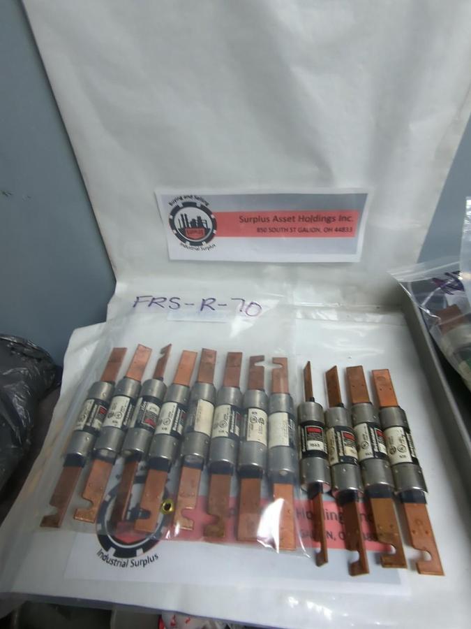 Used COOPER BUSSMANN,FRS-R-70,FUSETRON 70 AMP FUSE LOT OF 12 PRE-OWNED