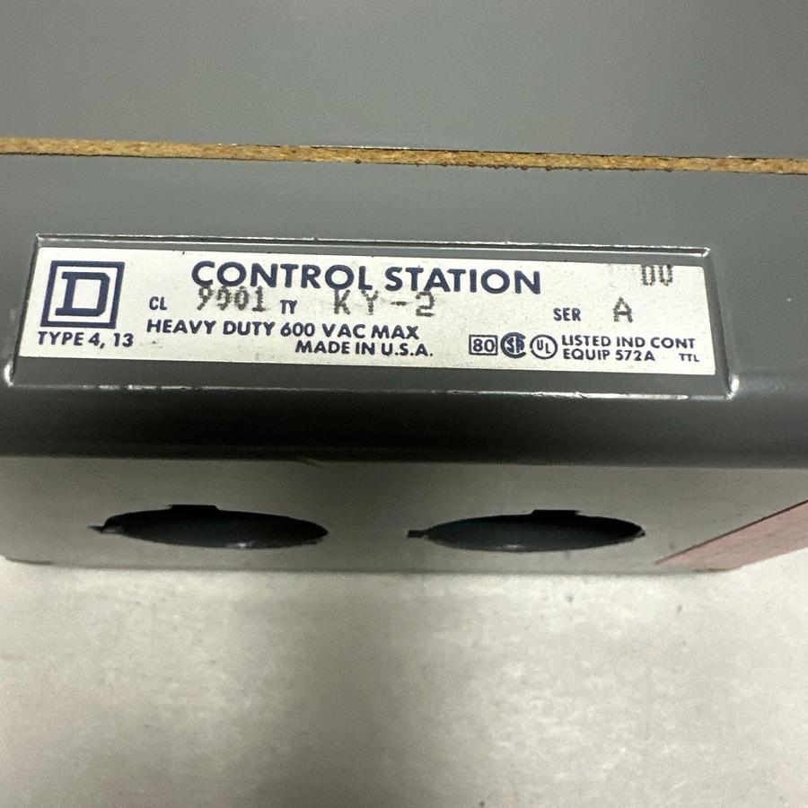 Square D,9001-KY-2,2 Hole Push Button Control Station