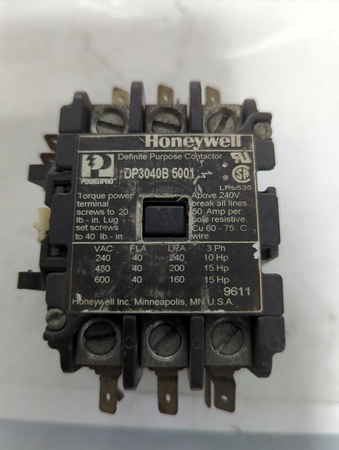 Used HONEYWELL,DP3040B 5001,DEFINITE PURPOSE CONTACTOR PRE-OWNED