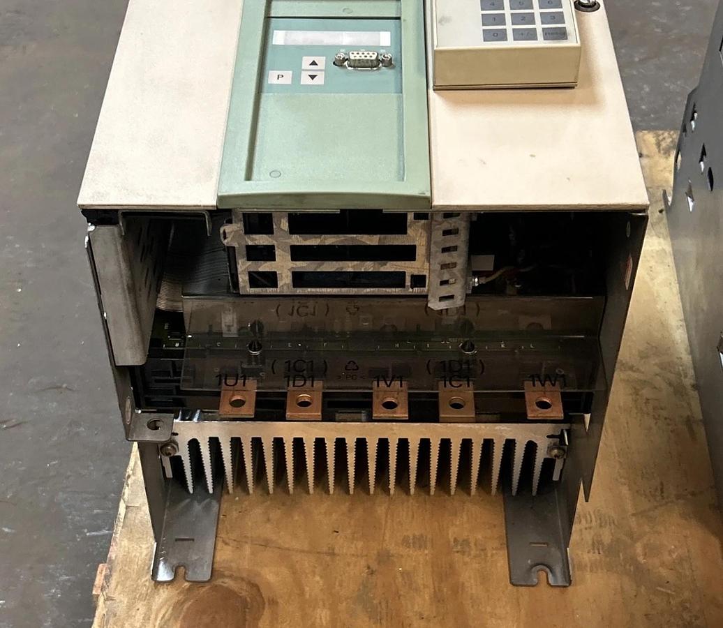 Used SIEMENS,6RA7031-6FV62-0-Z,SIMOREG DC-MASTER DRIVE 480V
