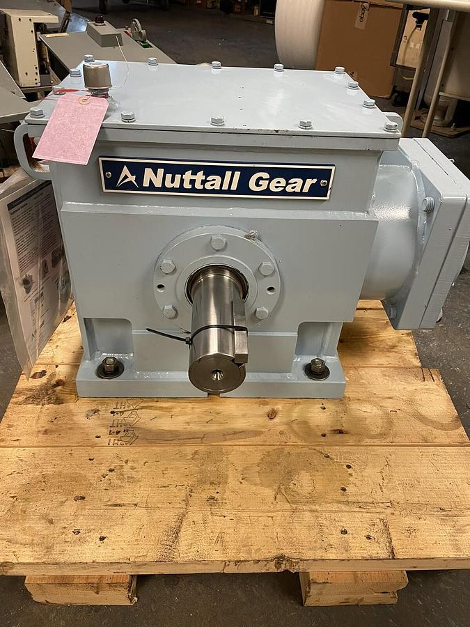 Used NUTTALL,WSR7 18R,GEAR REDUCER RATIO 2.454 60HP OUTPUT 265 RPM 2.75IN 2 IN SHAFTS