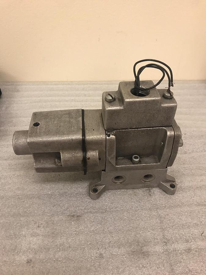 Used KAY PNEUMATICS,25B-12-21 ,SER. NO. 1078 VALVE ELEC. 240/60