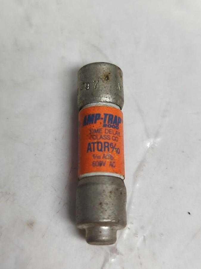 Used FERRAZ SHAWMUT,ATQR 6/10,AMP-TRAP 6/10 AMP FUSE LOT OF 6 NOS