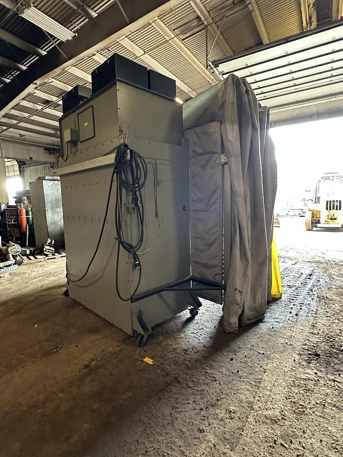 Used United Air Specialties,MCB-06-01-S,Modular Dust Collecting Cabinet
