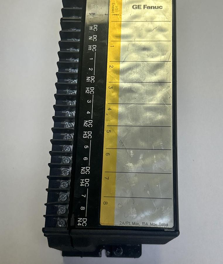 Used GE FANUC,IC660EBS100H,GENIUS BLOCK ISOLATED IN/OUT MODULE