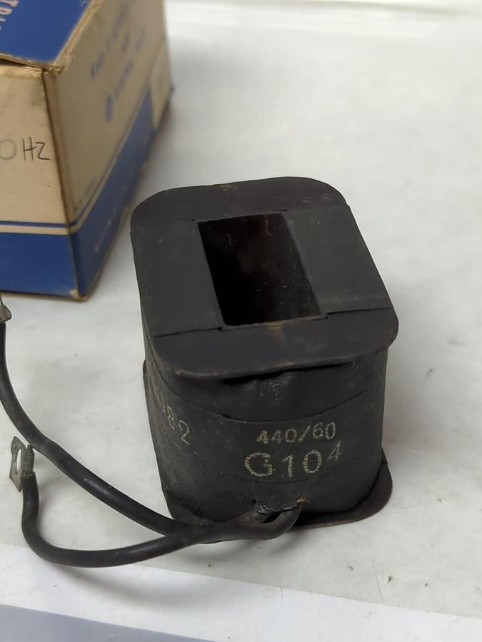 Used GENERAL ELECTRIC,22D82-G-104,COIL 440V 60HZ/ PRE-OWNED