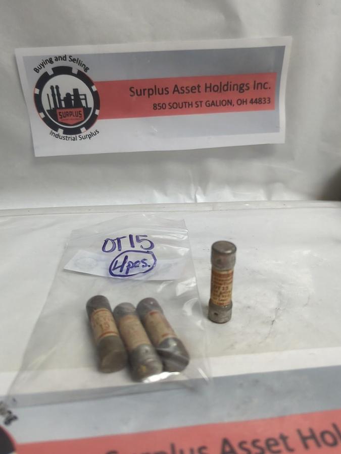 Used GOULD SHAWMUT,OT15,ONE-TIME 15 AMP FUSE LOT OF 4 PRE-OWNED