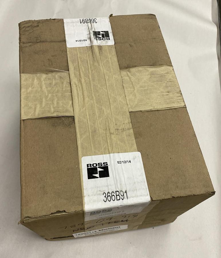 Used Ross,366B91,Pneumatic Valve Base FACTORY SEALED NOS