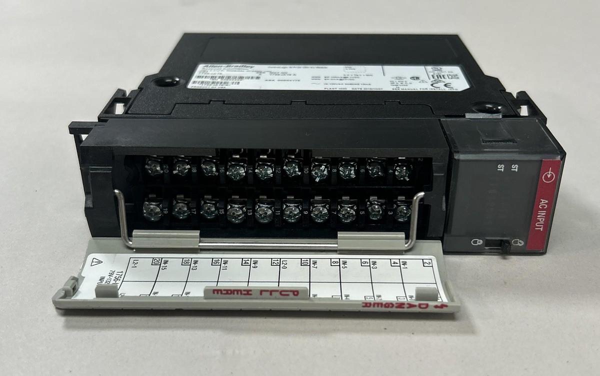 Used ALLEN BRADLEY,1756-IA16,SER A CONTROLLOGIX 16PT AC INPUT MODULE