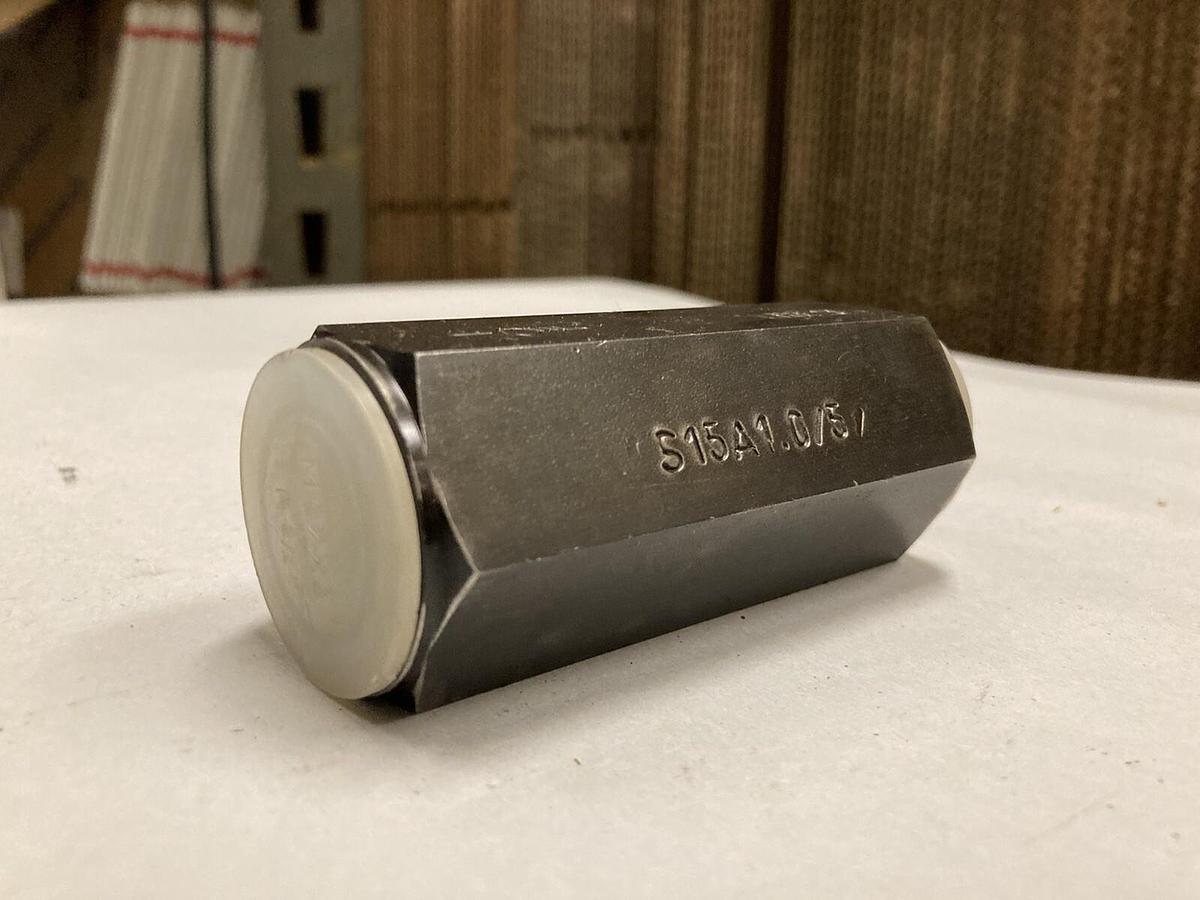 Used Rexroth S15A 1.0/5,Check Valve 1/4" NPT