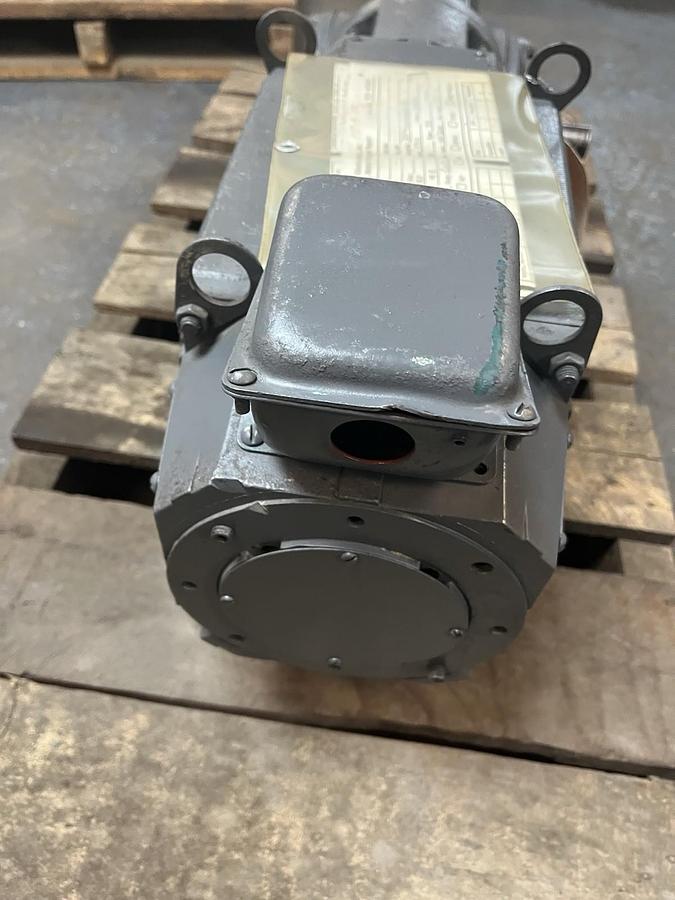 Used RELIANCE,T16H3030R-YL,GEARMOTOR 2HP 1750RPM 180VDC FRAME 1611ATC