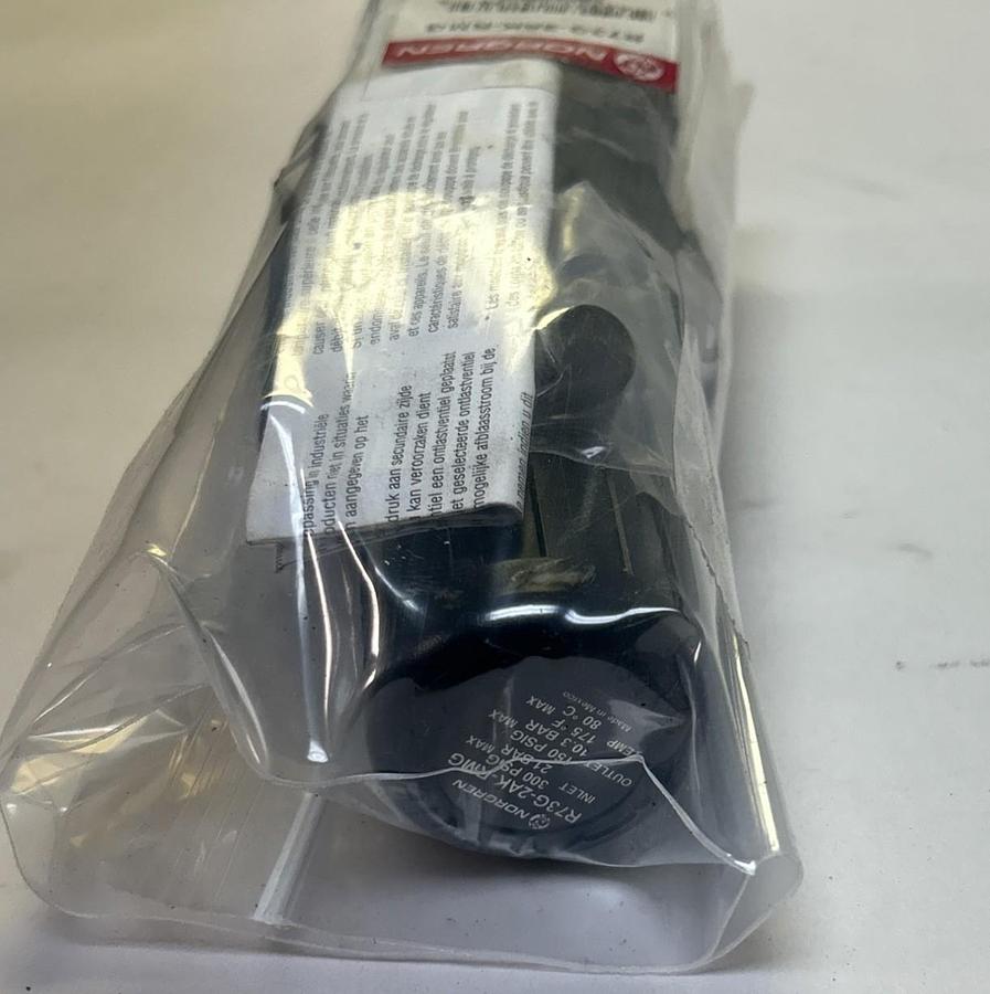 NORGREN,R73G-2AK-RMG,PRESSURE REGULATOR NOS