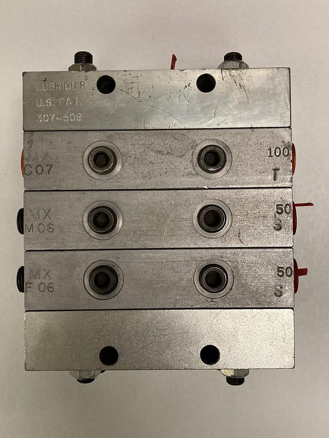 Used Graco,MXE00-125T MXL07-100T MXJ10-100T, Divider Valve 3074509