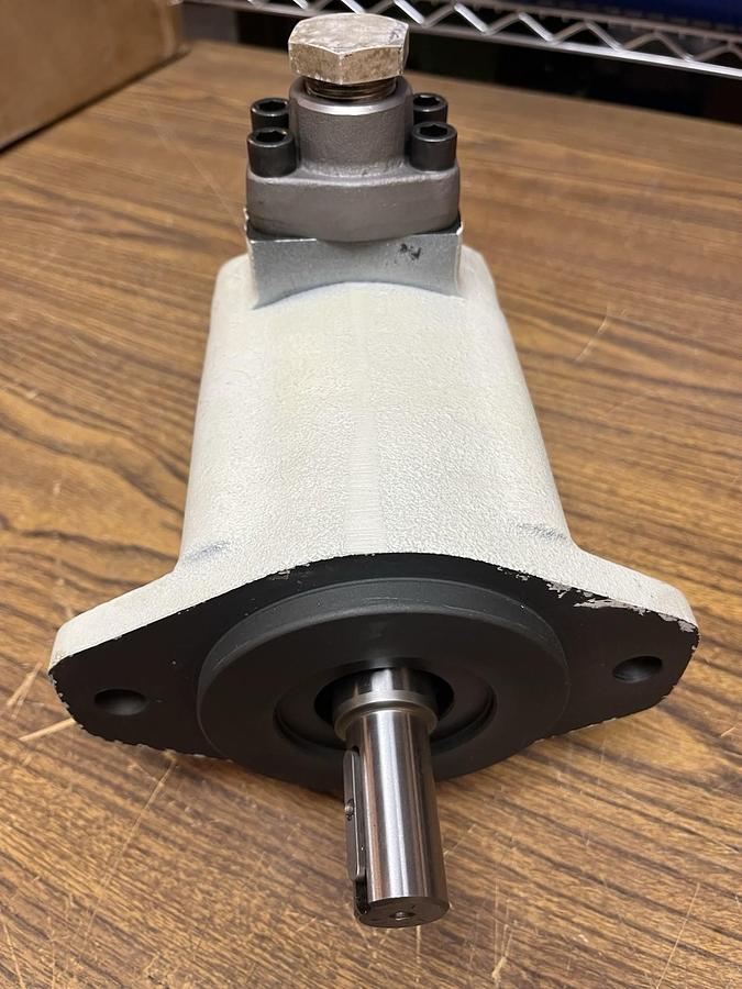 Used REXROTH,PVV1-1X/018RA15UMB-0077,HYDRAULIC PUMP