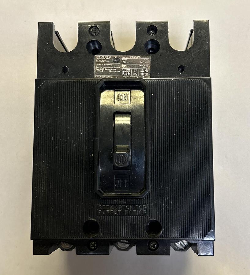 Used ITE,EE3B030,CIRCUIT BREAKER 30A 240V 3P