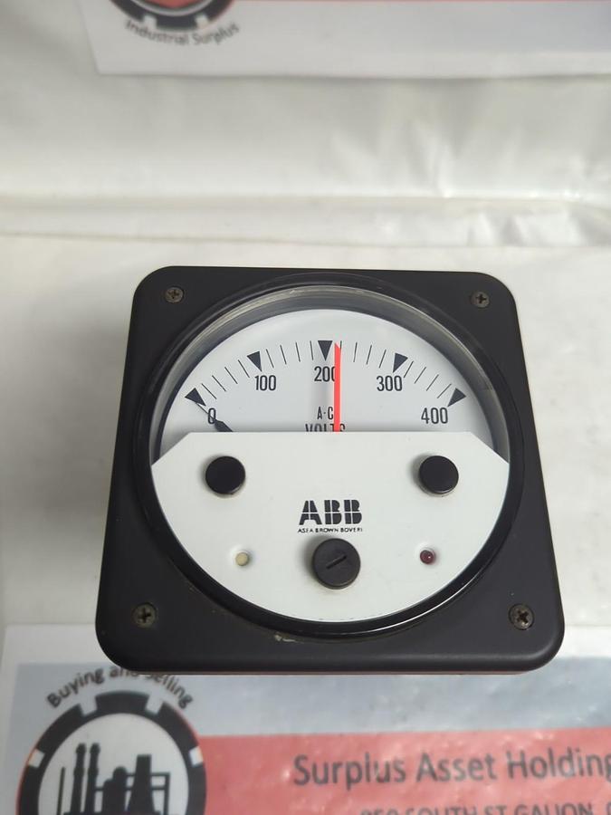 Used CROMPTON/ABB,0039412513,INSTRUMENT METER 0-400 A-C VOLTS PRE-OWNED