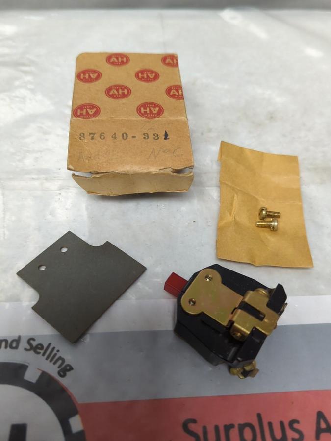 ARROW HART,37640-331,RELAY SWITCH NOS