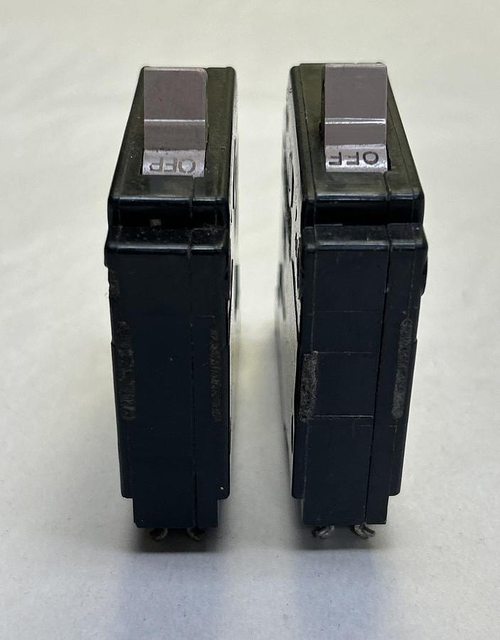 Used CUTLER-HAMMER,CH130,CIRCUIT BREAKER 30A 120/240V 1P