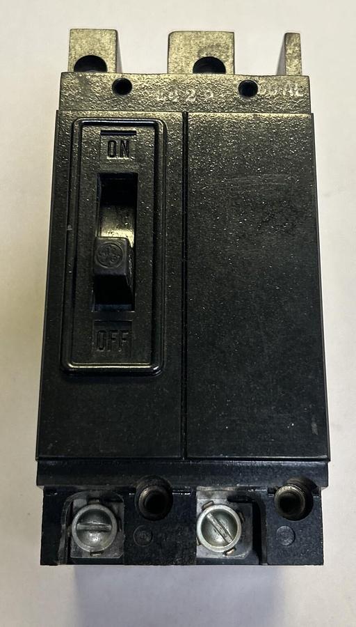 Used GENERAL ELECTRIC,TE22030,CIRCUIT BREAKER 30A 240V 2P