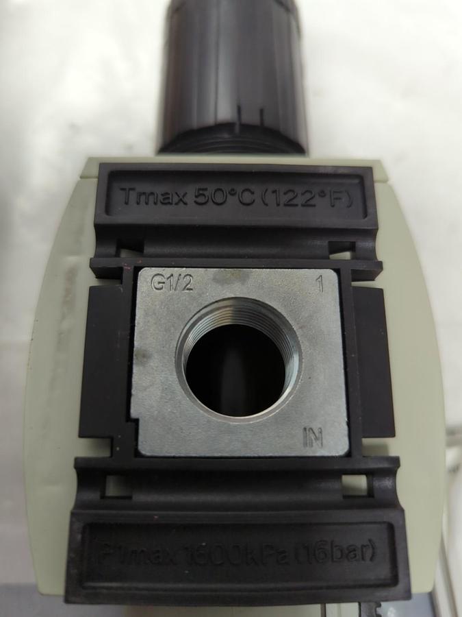 AVENTICS,AS3-FRE-8012-GAN,AIR FILTER REGULATOR 1/2 INCH NPT NOS