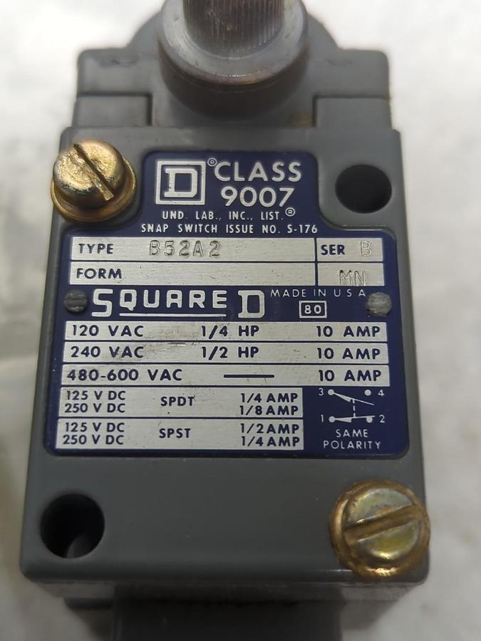 SQUARE D,9007-B52A2,HEAVY DUTY LIMIT SWITCH SERIES B NOS