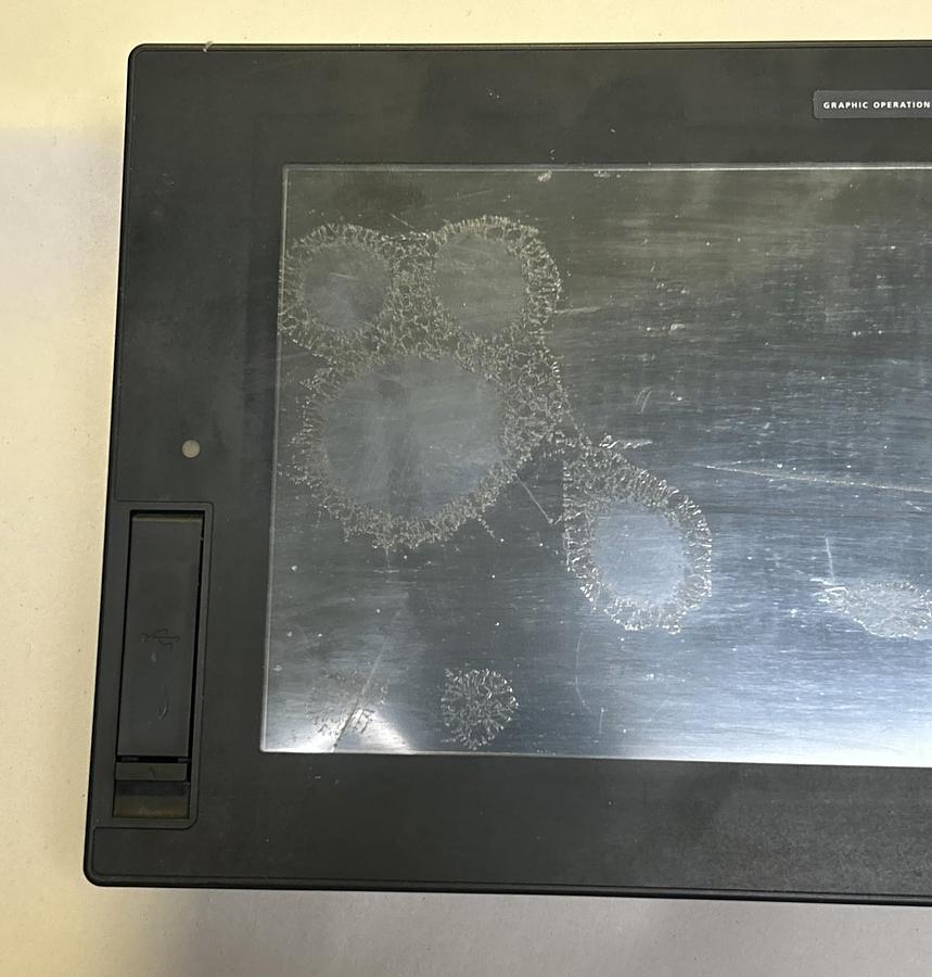 Used MITSUBISHI,GT1665M-VTBA,OPERATOR INTERFACE TOUCHSCREEN