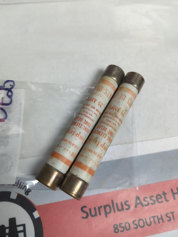 Used GOULD SHAWMUT,ATS-DE-25,AMP TRAP 25 AMP FUSE LOT OF 2 PRE-OWNED
