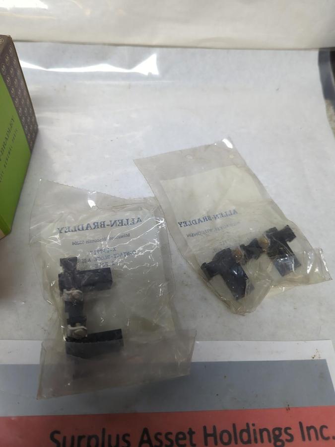 ALLEN BRADLEY,X-137717,CONTACT BLOCK LOT OF 2 NOS