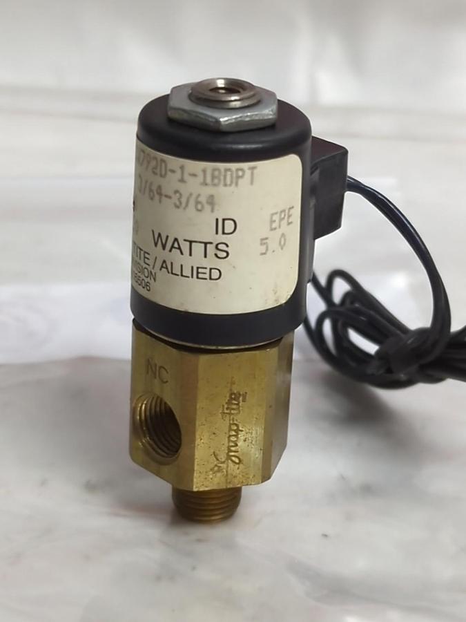 Used SNAP-TITE,V3W792D-118DPT,SOLENOID VALVE 150 PSI 5 WATT PRE-OWNED