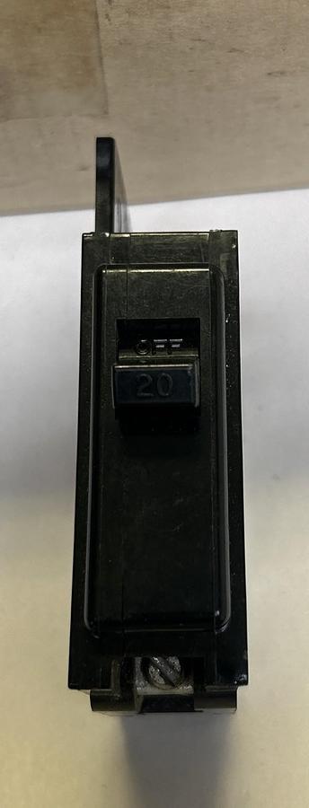 Used SIEMENS,BQ1-B020,CIRCUIT BREAKER 20A 120/240V 1P LOT OF 8