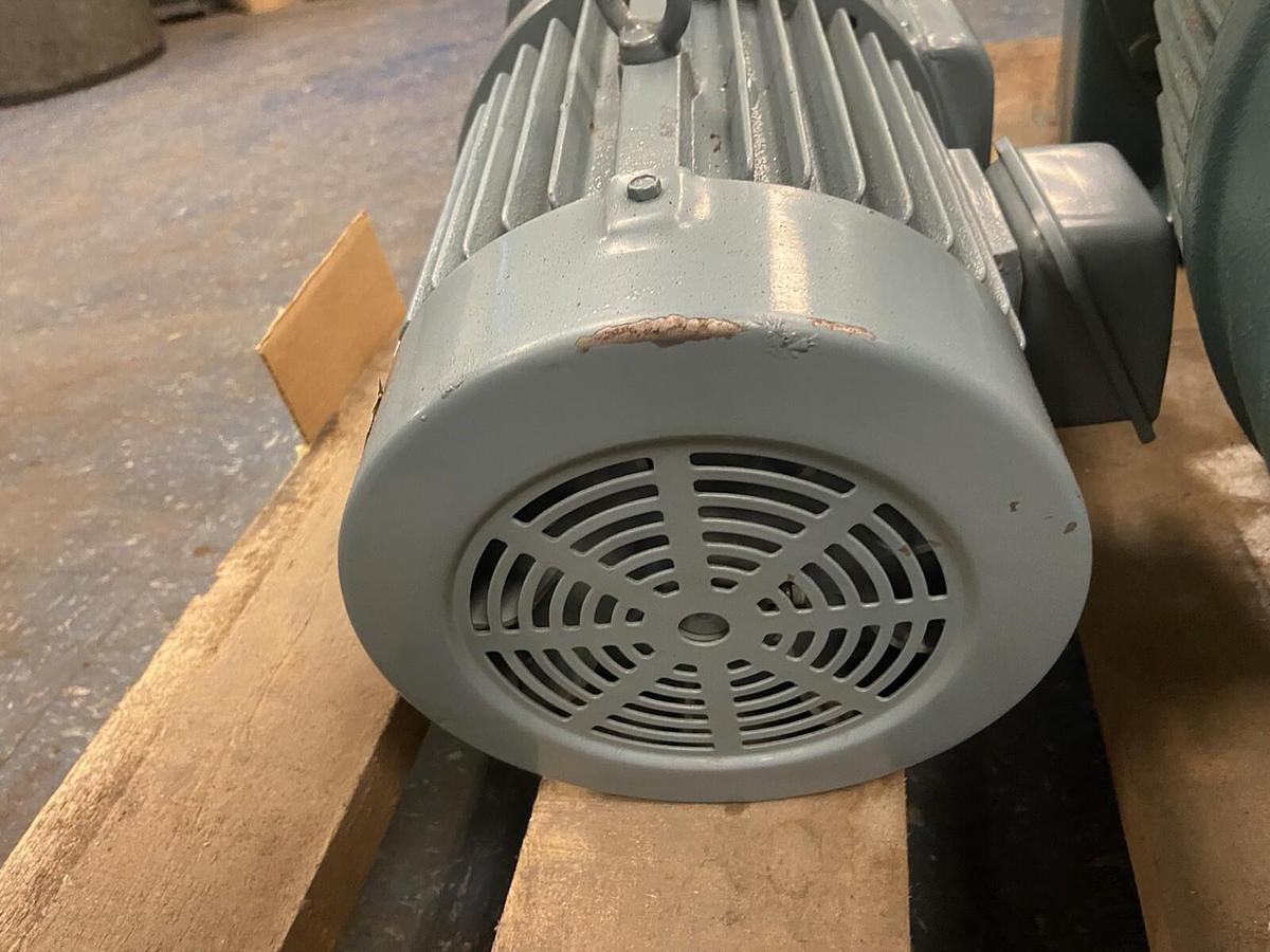 Used Sumitomo Cyclo Pack,HCM 3-85,GearDrive Ratio 59 Input 22KW 1500/1800RPM