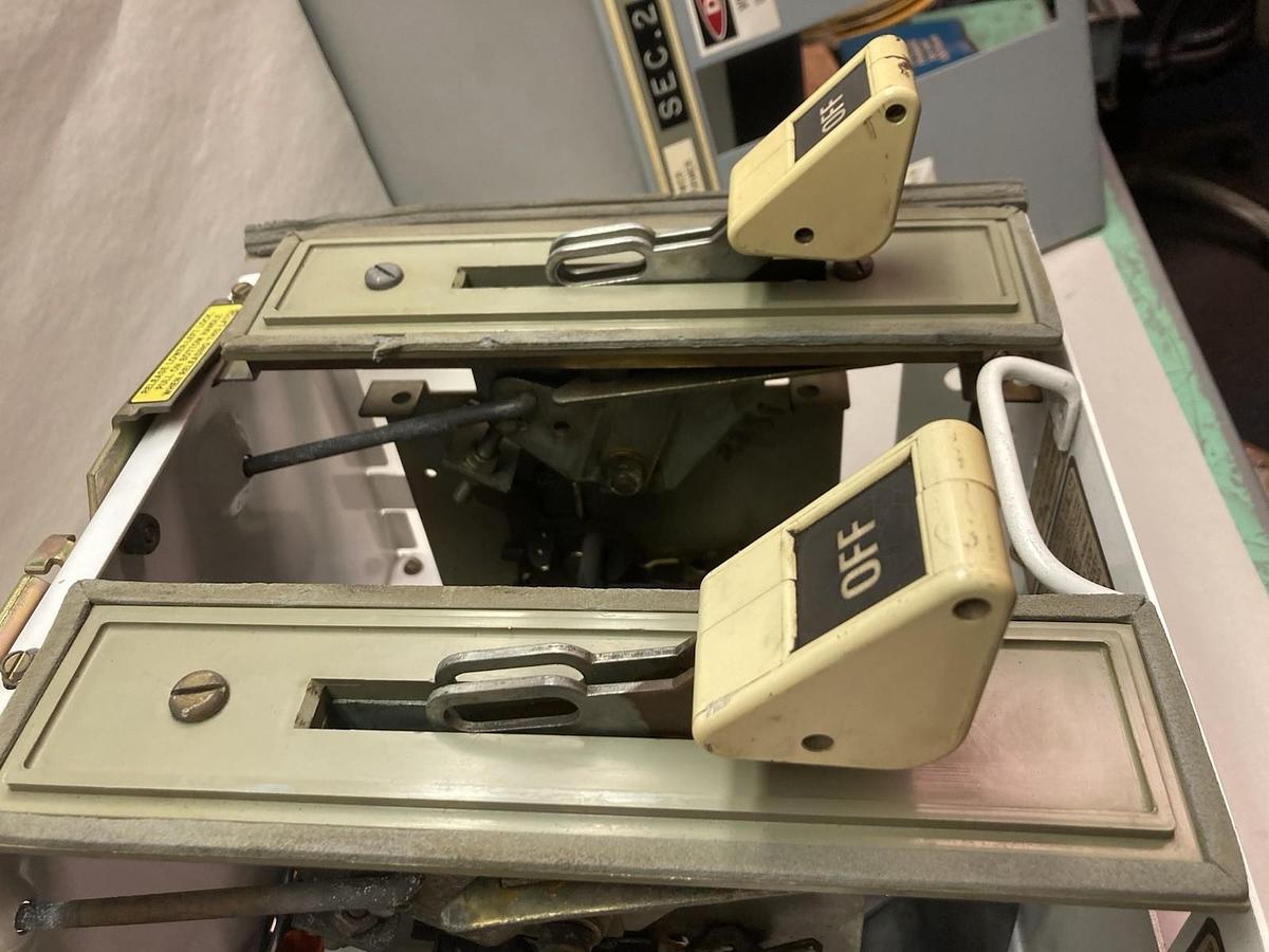 Used Siemens Tiastar Furnas,F-160187,12 Inch 30A DUAL DISCONNECT MCC BUCKET