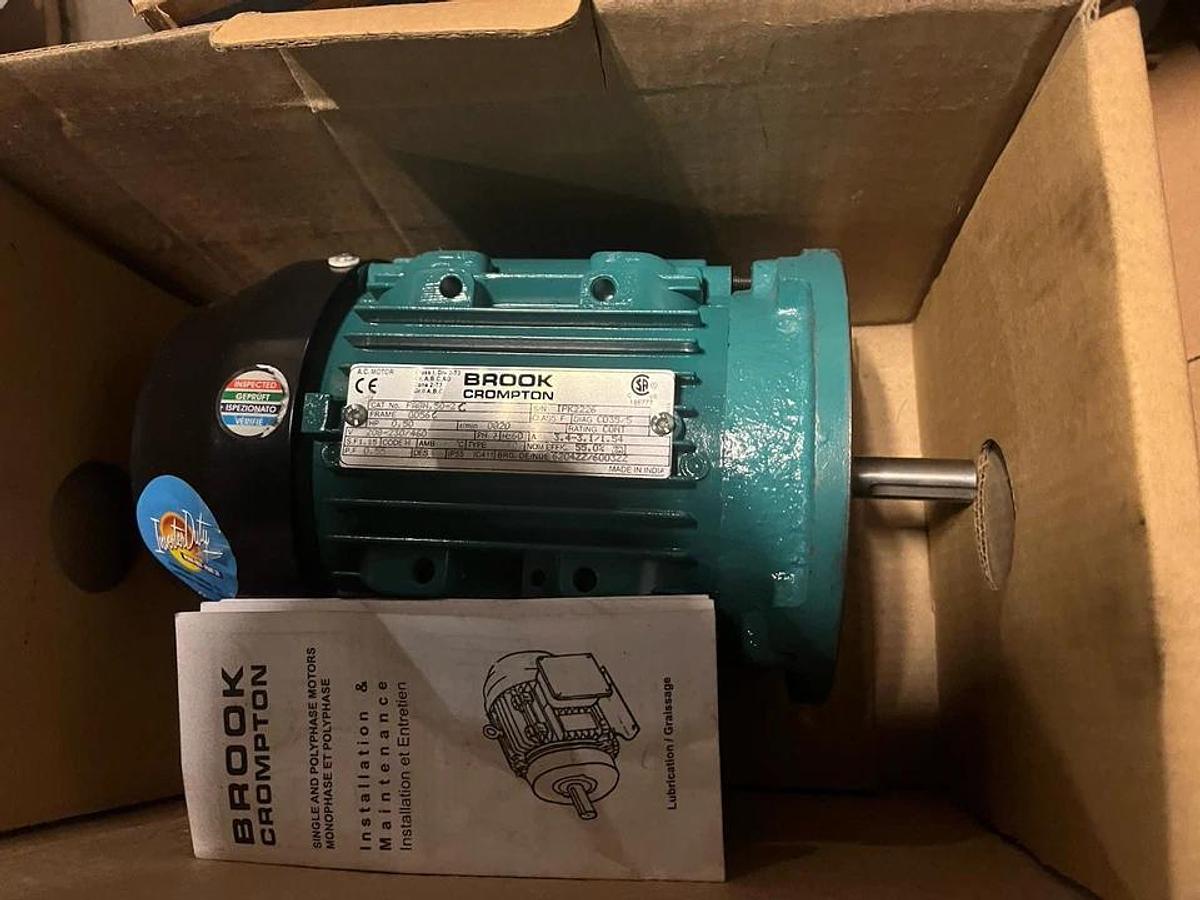 Used BROCK CROMPTON,FA8N.50-2C,ELECTRIC MOTOR 1/2HP 820RPM 230/460V 3PH GD56C