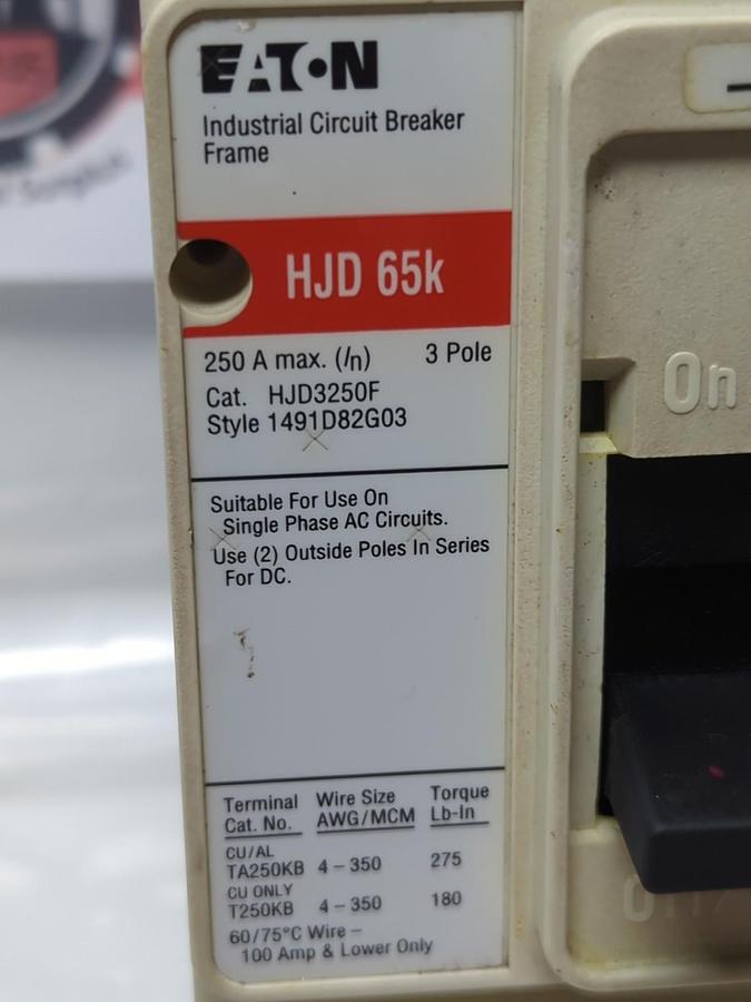 Used EATON,HJD3250F,CIRCUIT BREAKER 250A 3-POLE STYLE 1491D82GO3