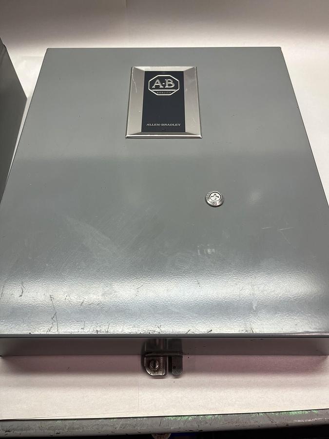 Used ALLEN BRADLEY,505-COA,SIZE 2 REVERSING STARTER 2230-240V COIL 505-CAA