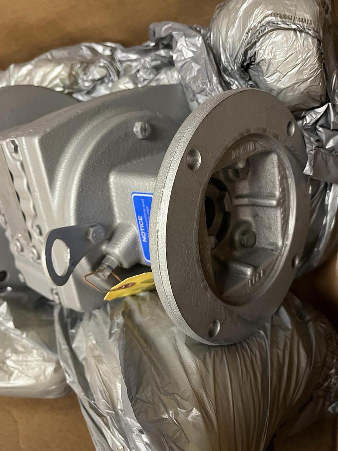 SEW EURODRIVE,RM57AM143,GEAR REDUCER 13.95 RATIO