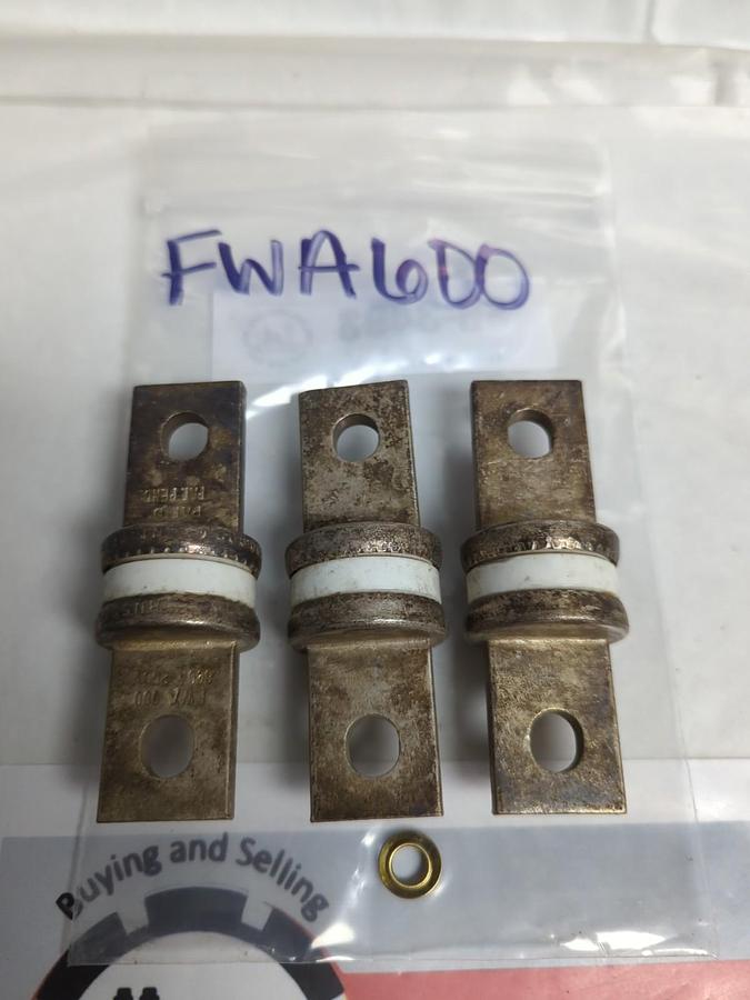 Used COOPER BUSSMANN,FWA600,SEMICONDUCTOR 600 AMP FUSE LOT 3 OF PRE-OWNED