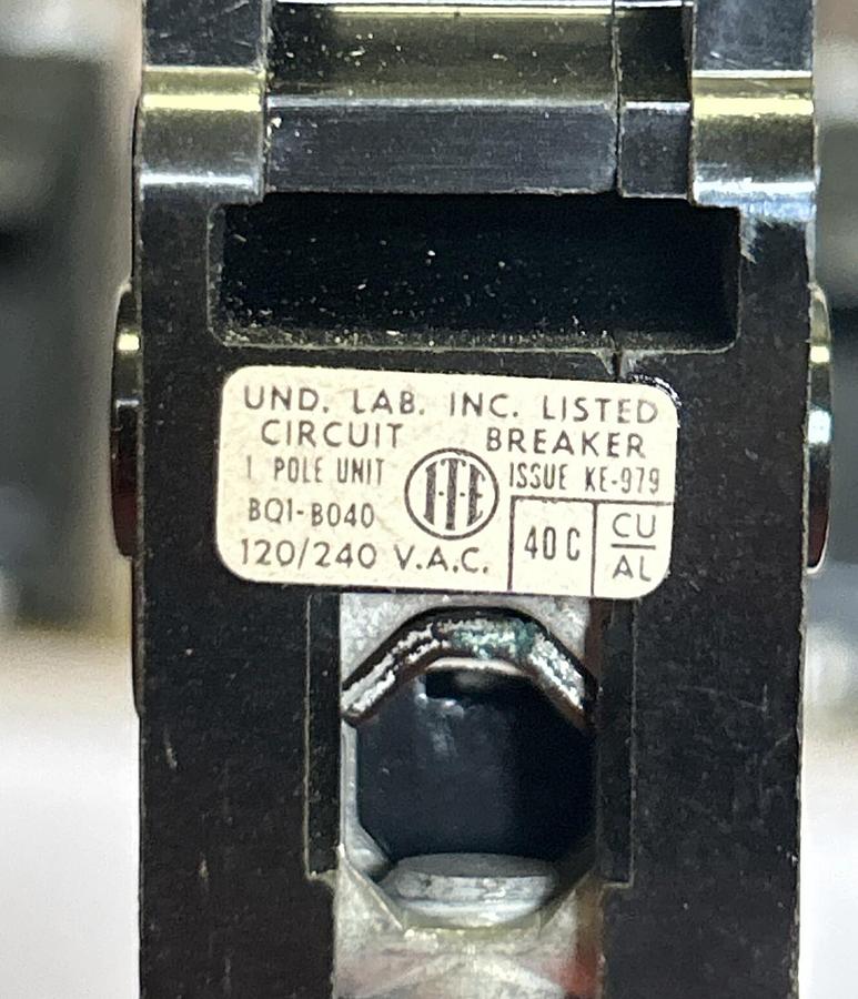 SIEMENS ITE,BQ1-B040,CIRCUIT BREAKER 40A 120/240V 1P LOT OF 12 NOS